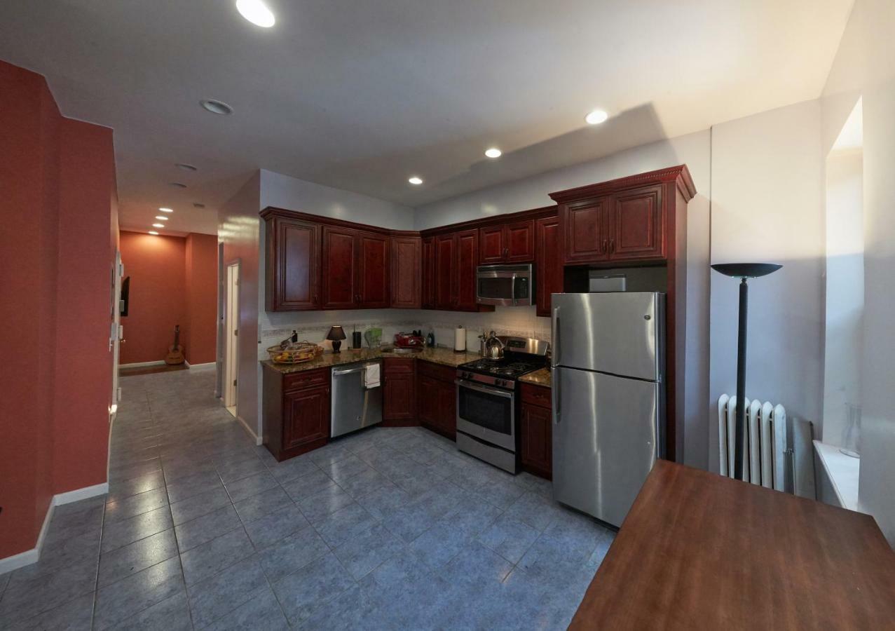 Rumah tetamu Dom-nyc Haven 2*